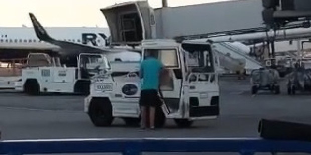 He then tries to hitch a ride to the plane with the driver of this vehicle. Photo / Facebook