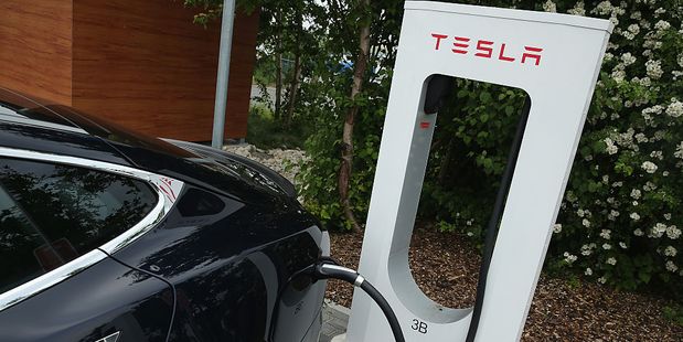 With the limits on electric vehicles-battery life, cost, you might expect that at most 50pc of the vehicles on US roads could be replaced by more-sustainable cars. Photo / Getty Images