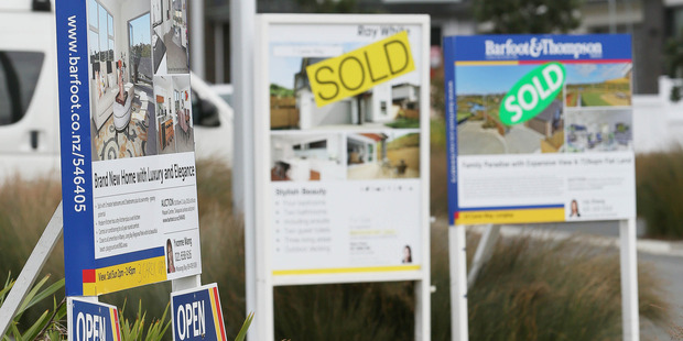 S&P said a burst in the asset price bubble appeared unlikely. Photo / Chris Loufte