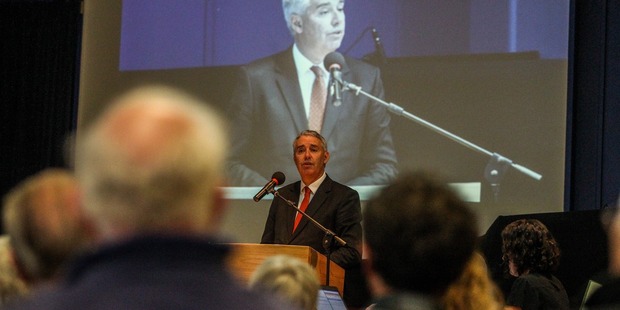 Hastings mayor Lawrence Yule at a public meeting addressing the gastro crisis.