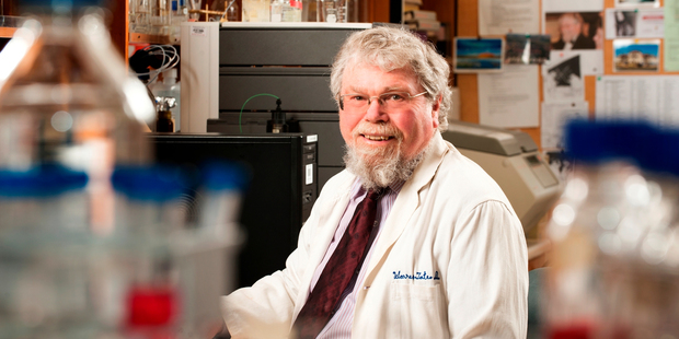 Otago University researcher Professor Warren Tate.