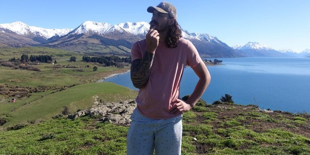 Steven Adams showed his Oklahoma City Thunder teammates everything he could during a quick trip to New Zealand this winter. Photo / Oklahoma City Thunder Facebook
