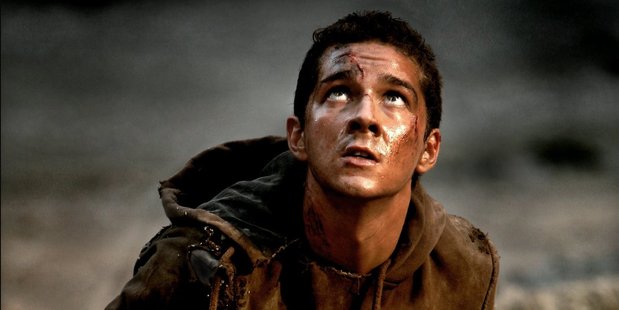 Shia LaBeouf as Sam Witwicky in the film Transformers.