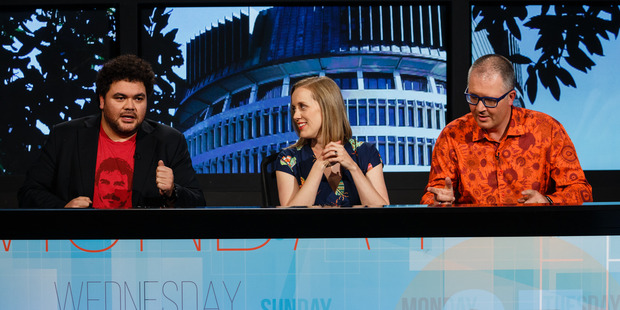 A scene from the comedic television show 7 Days.
