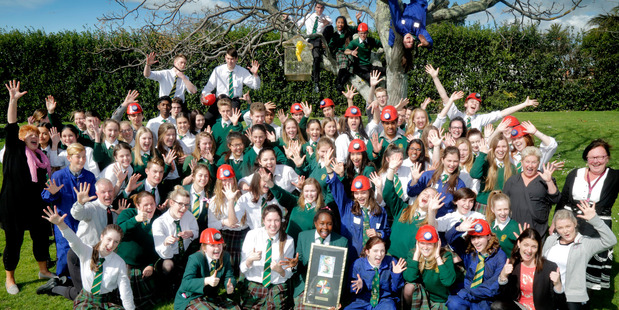 The cast, crew, teachers and supporters from 29 Below which won the 2016 State Challenge.
