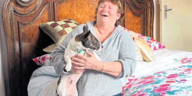 Lyn Watson with George and the bed she won in a raffle.PHOTO/LIN FERGUSON