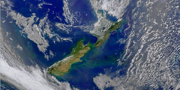 Air space over New Zealand will be controlled by satellite as Airways moves away from radar.