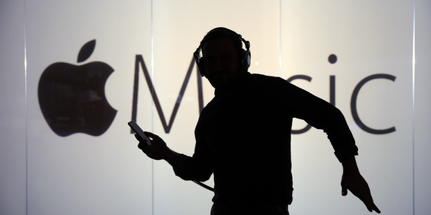 pple Inc. co-founder Steve Jobs convinced record labels that iTunes would save the industry from piracy, only to vaporize album sales by selling singles instead. Photo / Bloomberg