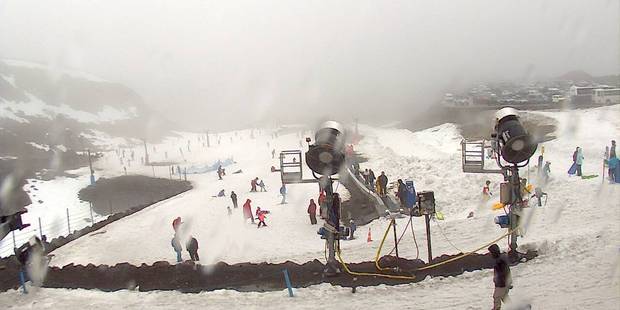 Skiers enjoy snowy conditions at Mt Ruapehu's Turoa skifield this afternoon. Photo: Mtruapehu.com