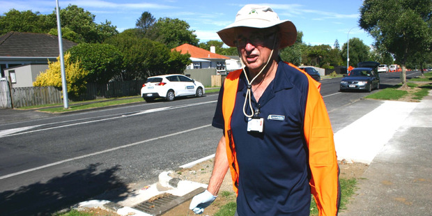 MPI Staff in setting traps in Manurewa after the discovery of a Tau Fly. Photo / Supplied