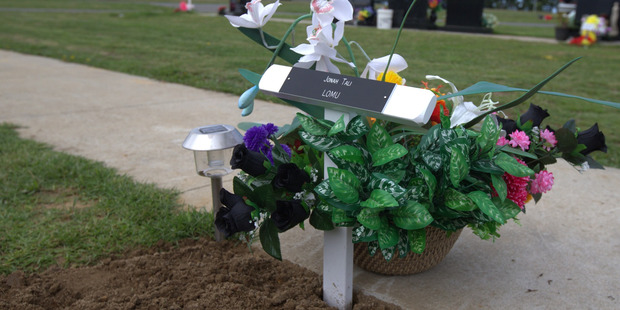 The grave site of Jonah Lomu at the Manukau Memorial Gardens. Photo / Jason Oxenham