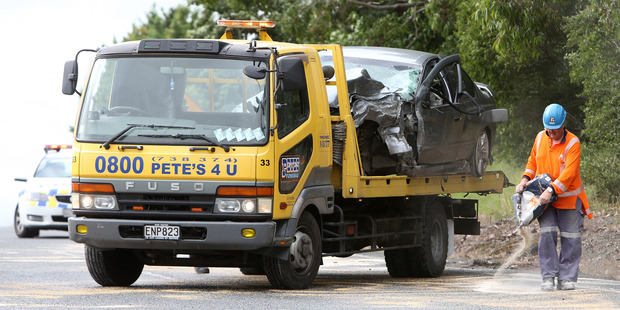 Two people have been injured following a crash on Smeatons Hill, SH 1 - south of Whangarei. PHOTO/MICHAEL CUNNINGHAM