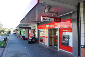 As more people do online transactions, small towns must adapt to closures. Photo / David Haxton