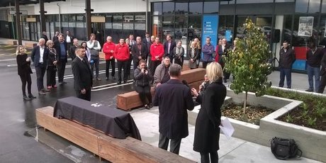 http://media.nzherald.co.nz/webcontent/image/jpg/201640/Taurangacrossing1_460x23072769.jpg