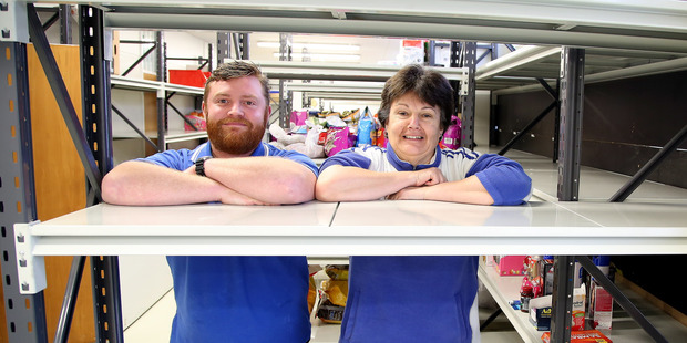 Justin Mulligan and Linda Taumoeanga hope to have full shelves at the City Mission after the food drive this month. Photo Stuart Munro.