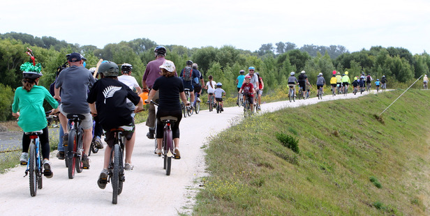 SPRING WARNING:Police are warning that thieves are working the Bay's cycle and walkways as the weather warms up. PHOTO FILE