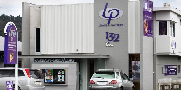 The Lowes and Partners building in Bank St was bought by Auckland investors.