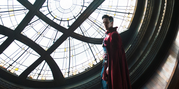 Marvel's DOCTOR STRANGE..Doctor Stephen Strange (Benedict Cumberbatch)..Photo Credit: Jay Maidment..©2016 Marvel. All Rights Reserved.