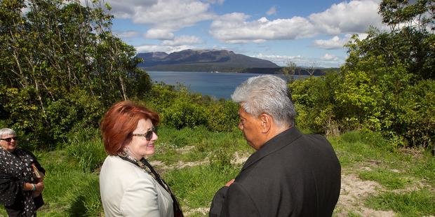 Conservation Minister Maggie Barry talks with Huru Maika at the site of the proposed marae at Lake Tarawera. Photo/Ben Fraser