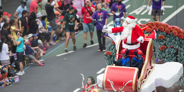Santa will make his way down Queen St this weekend during the annual Farmers Santa Parade in Auckland. Photo / Jason Oxenham.