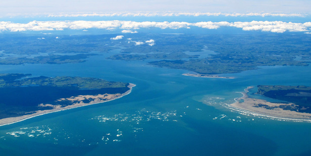 Kaipara Harbour entrance. Photo / Michael Cunningham