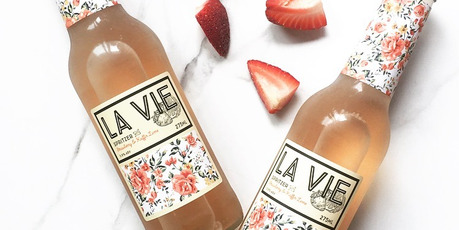La Vie Spritzer Strawberry & Kaffir Lime