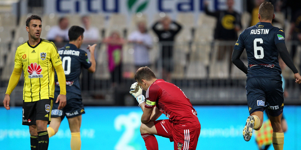 A dejected Glenn Moss of the Wellington Phoenix after Luis Garcia of the Central Coast Mariners scored a goal. Photo / Getty Images