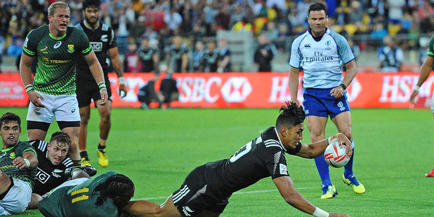Rieko Ioane scores as referee Matt O'Brien watches on. Photo / Getty