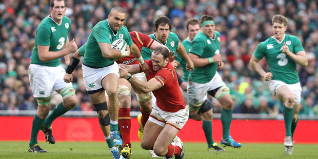 Simon Zebo of Ireland moves away from Jamie Roberts during the Six Nations match between Ireland and Wales. Photo/Getty