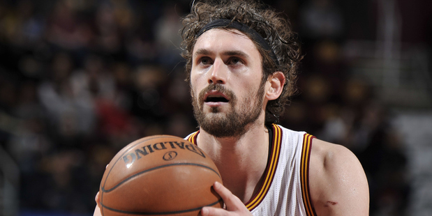 Kevin Love #0 of the Cleveland Cavaliers prepares to shoot a free throw. Photo / Getty Images