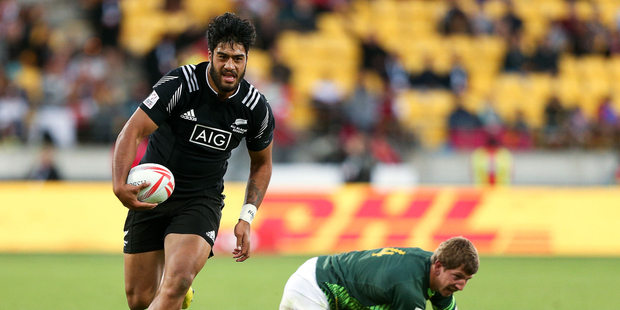 Akira Ioane was outstanding at last weekend's Wellington Sevens but juggling both forms of the game will not be easy. Photo / Getty Images