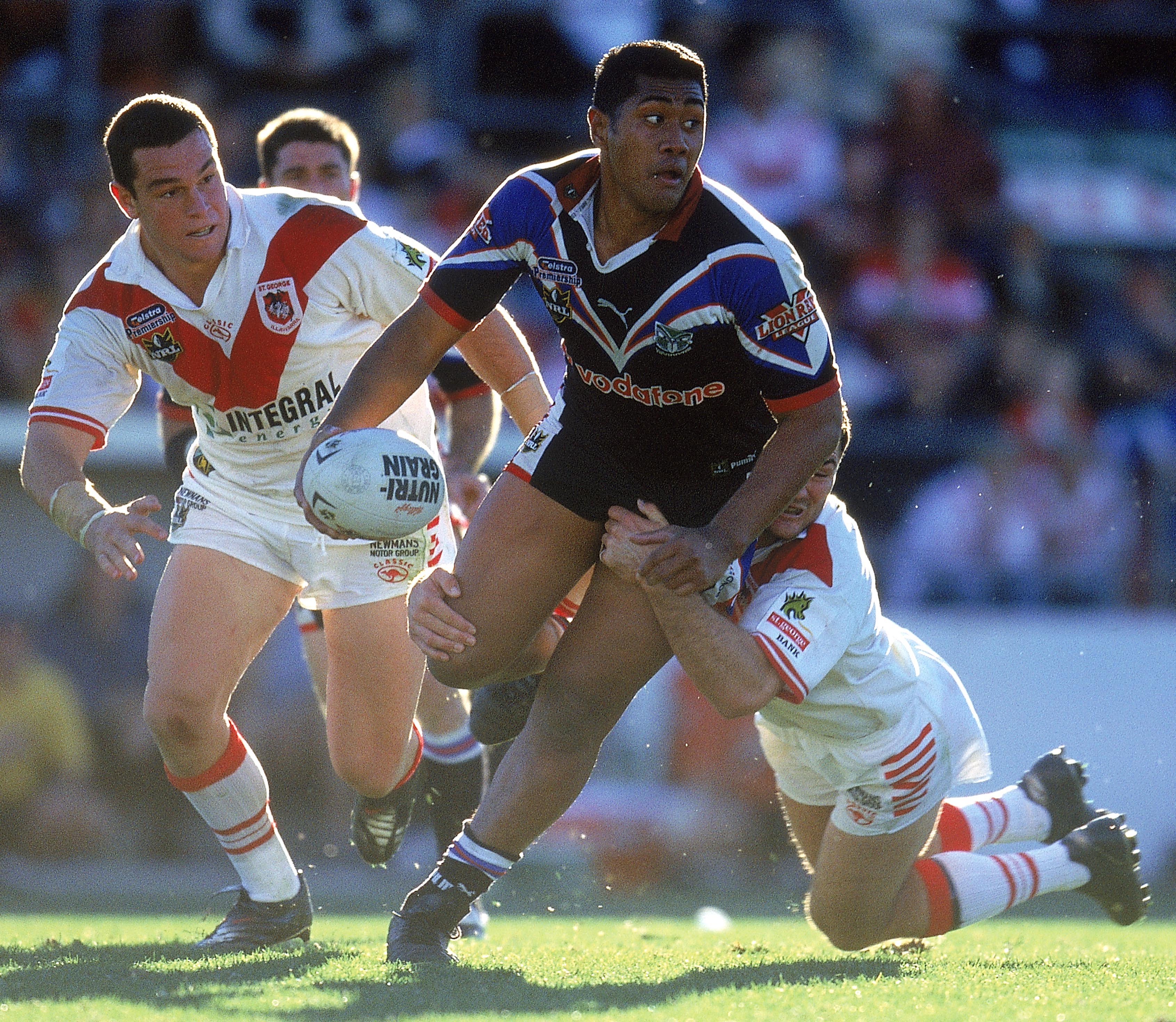 Ali Lauitiiti in action for the Warriors against the Dragons back in 2001. Photo/Getty.