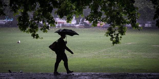 Showers, including occasional heavy bursts, today fell in the central North Island up to Auckland. Photo / Greg Bowker