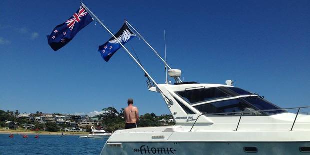 Hundreds of New Zealanders are flying the existing and alternative flags side by side ahead of the referendum. Photo / Facebook
