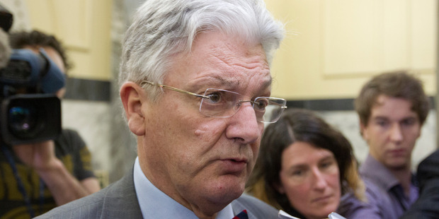 Associate Health Minister Peter Dunne believes a shift to treat drug and alcohol abuse as a health issues is warranted. Photo / Mark Mitchell