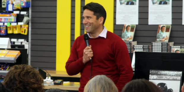 Dr Lance O'Sullivan is on his way to the US for an International Visitor Leadership programme.