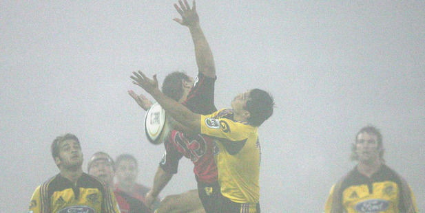 Don't be concerned if you don't have the foggiest about who will win the 2016 Super Rugby title. Picture / Getty Images