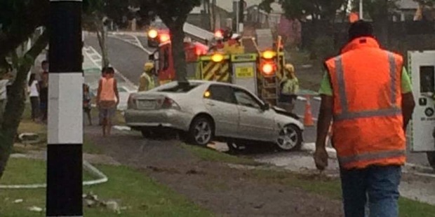 Police were alerted to the job on Mascot Ave around 20 to eight, and are at the scene, as are fire and ambulance. Photo / Supplied