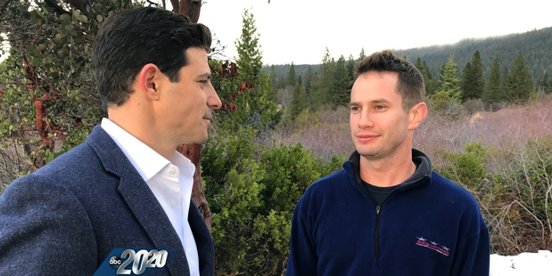 ABC News anchor Matt Gutman, left, interviews Keith Papini, the husband of Sherri Papini. Photo / AP
