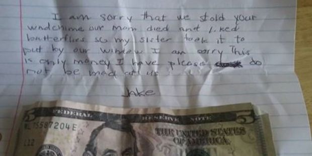 The heartbreaking note that was left at the stranger's door. Photo / Facebook, Chrissy Marie