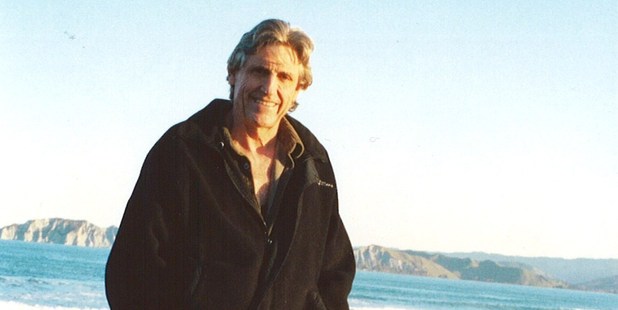 Footrot Flats creator Murray Ball has died, aged 78, after a battle with Alzheimer's.