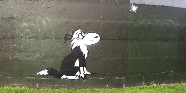 The tribute Paul Walsh painted for Murray Ball, featuring Dog from Footrot Flats. Photo / Paul Walsh.