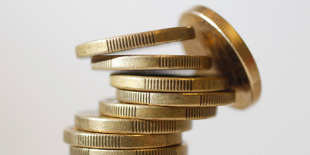 The kiwi dropped as low as 54.53 pence, the lowest since September 1, and was trading at 54.80 pence at 8am in Wellington.