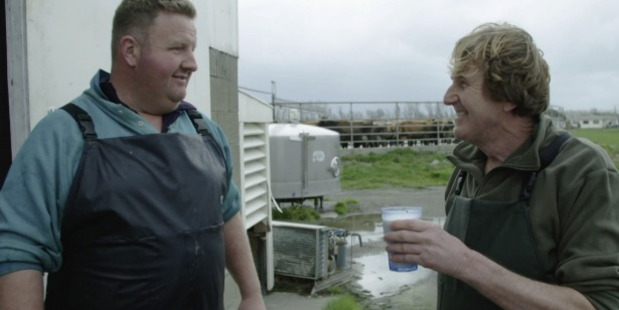 Cameron Bennett (right) talks to Gavin Flint while visiting farms to get a first-hand experience of the challenges facing dairying. Photo/TVNZ