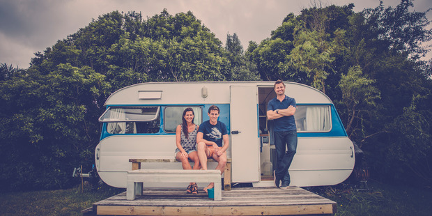 The Kluts meet with UK architect George Clarke (right) to discuss their dreams of a tiny house. Photo/Mitre 10
