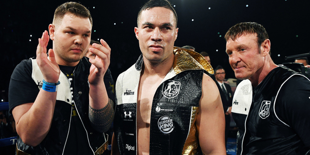 Joseph Parker weighs in 13.1kg lighter than Razvan Cojanu