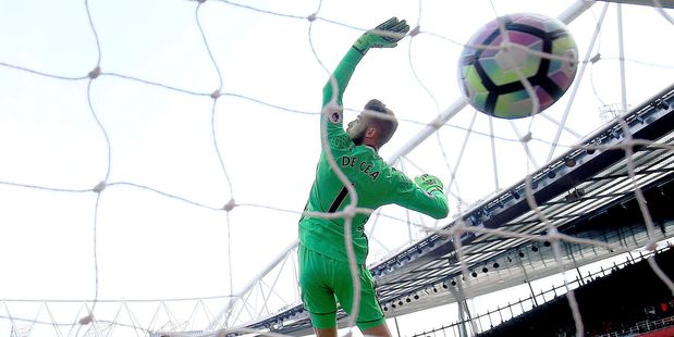 Slick Arsenal End United's Long Unbeaten Run