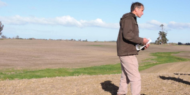 Catchment group chairman Roger Small speaks at the field day. Photo / Sally Brooker