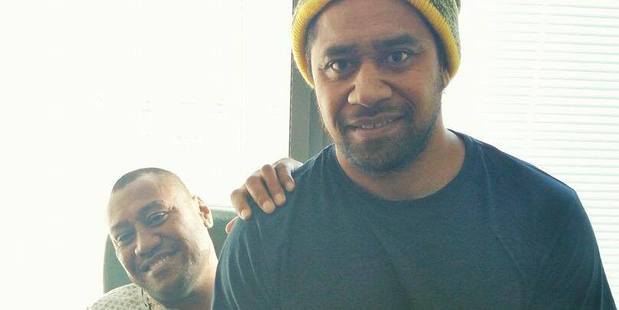 Lima Fata-meafou (foreground), donated a kidney to his brother Misialofa. Photo / Supplied