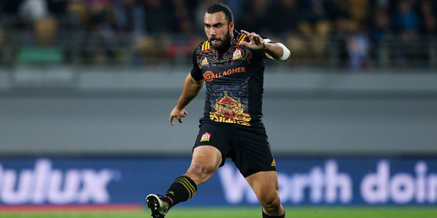Charlie Ngatai of the Chiefs kicks during the round 11 Super Rugby match between the Chiefs and the Reds at Yarrow Stadium. Photo / Getty Images